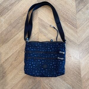Kipling Crossbody